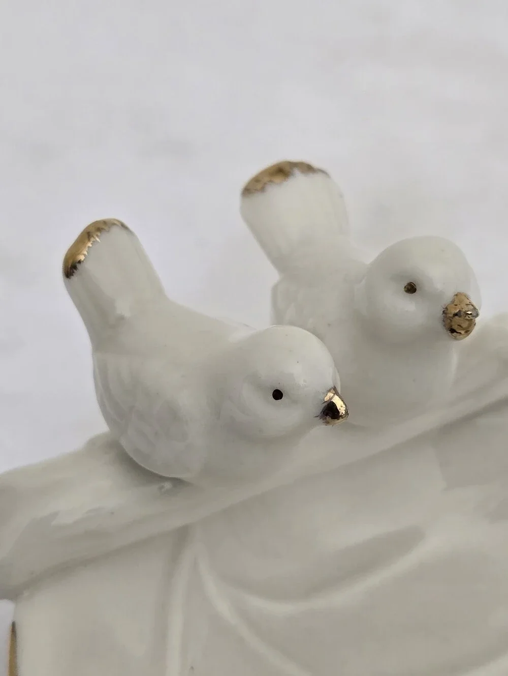 vintage PIER 1 imports Trinket Tray Two Birds Porcelin White Gold Trim